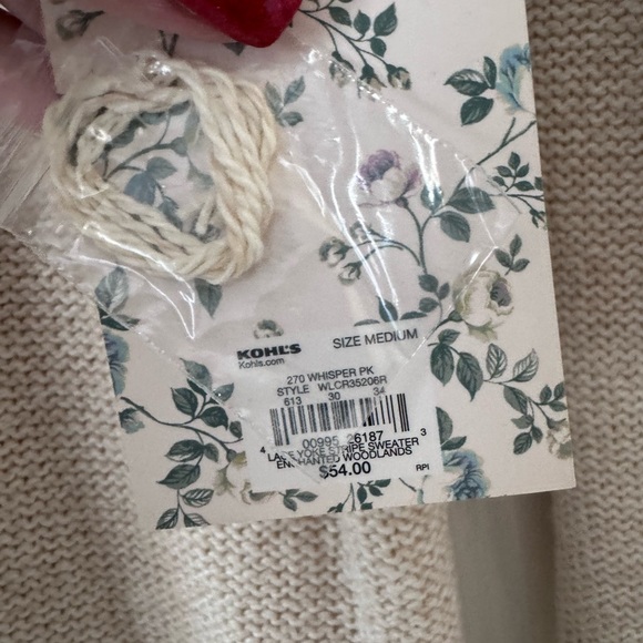 Lauren Conrad Lace Detail Sweater - Size Medium - Picture 4 of 7